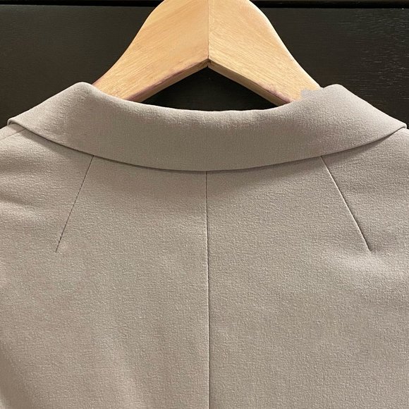 H&M Divided Grey Fitted Blazer Jacket Sz.4 - Picture 3 of 3